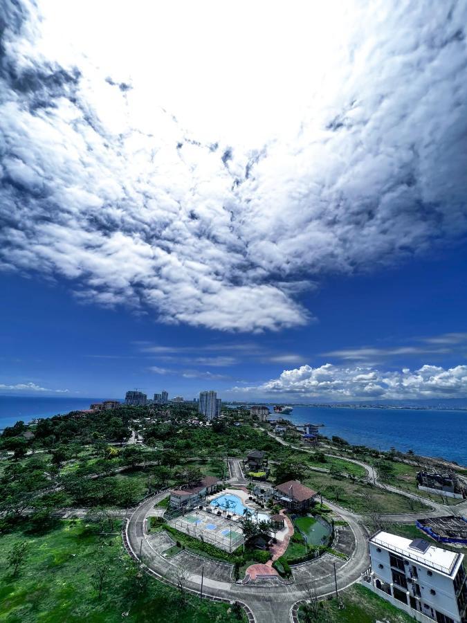 1Br Oceanfront At Arterra, Fast Wifi, Nflix, Kitchen Villa Lapu-Lapu City Dış mekan fotoğraf